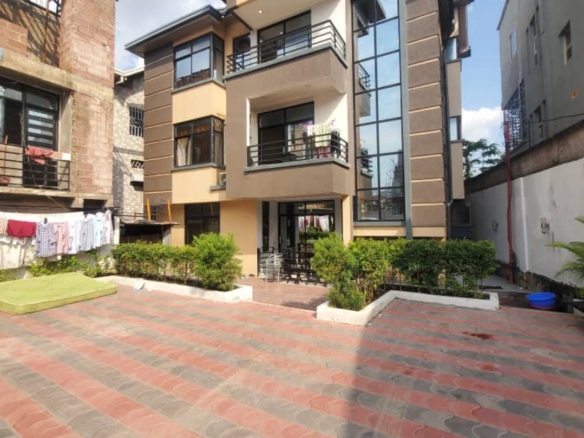 Appartement au 1ere niveau mise en location a kitambo hôpital 3 Appartement