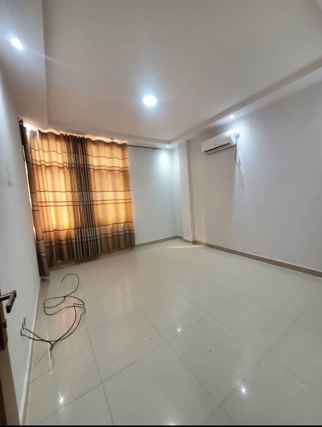 scaled_1001680099 Appartement