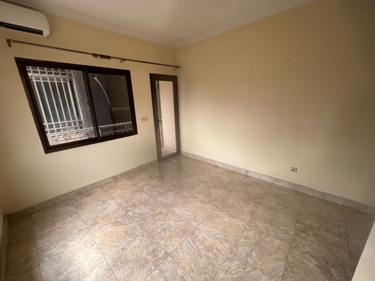 scaled_1003704756 Appartement