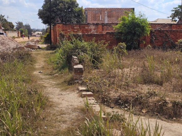 PARCELLE À VENDRE DANS LA VILLE DE LUBUMBASHI QUARTIER GOLF PLATEAU1 9 PARCELLE