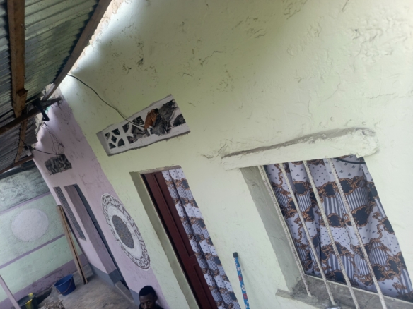 Parcelle locatives avec 4 portes à vendre à N’djili Quartier 5 8 Parcelle