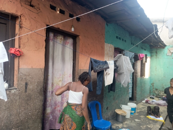 Parcelle à vendre avec deux portes à N'djili Q13 12 scaled 1005671593