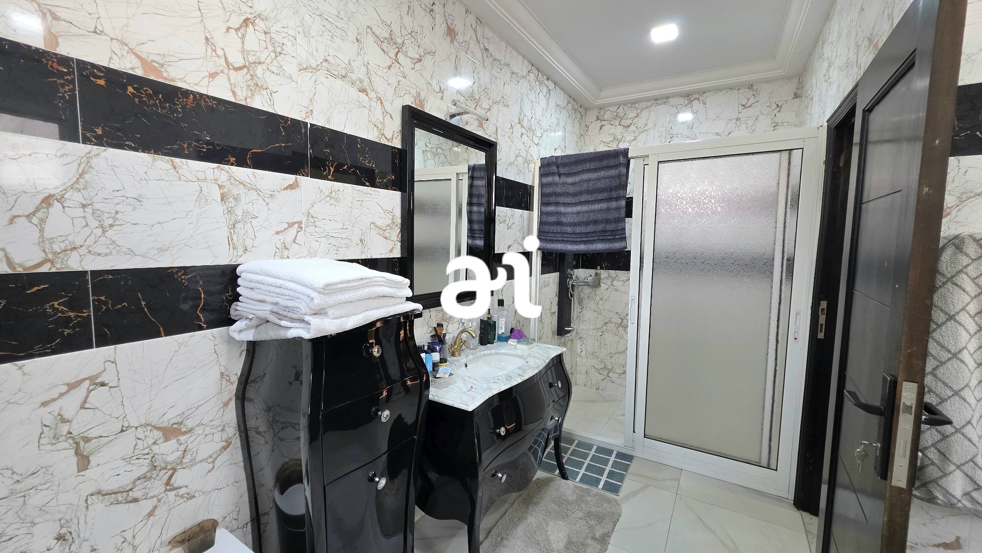 scaled_1000065166 VILLA