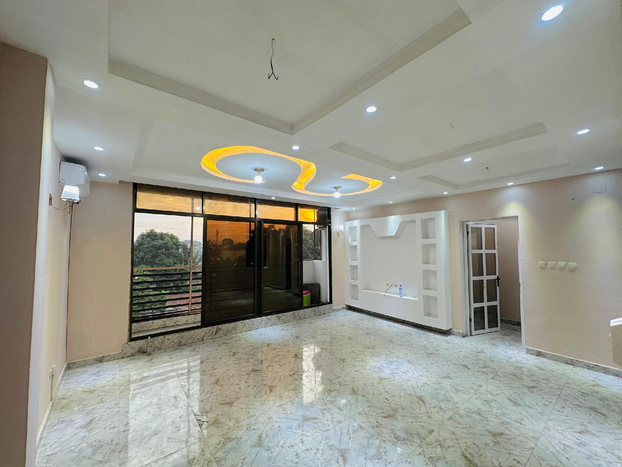 scaled_1001700837 Appartement