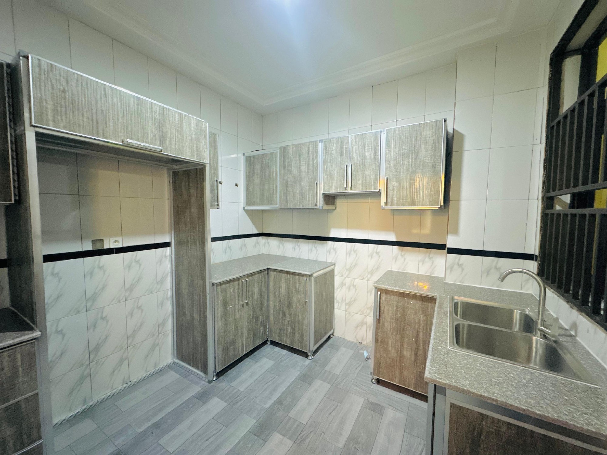 scaled_1001717246 APPARTEMENTS