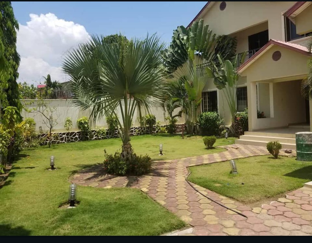 scaled_1001736194 Villa