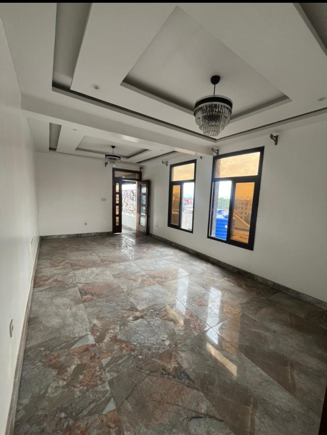 scaled_1001742909 Appartements