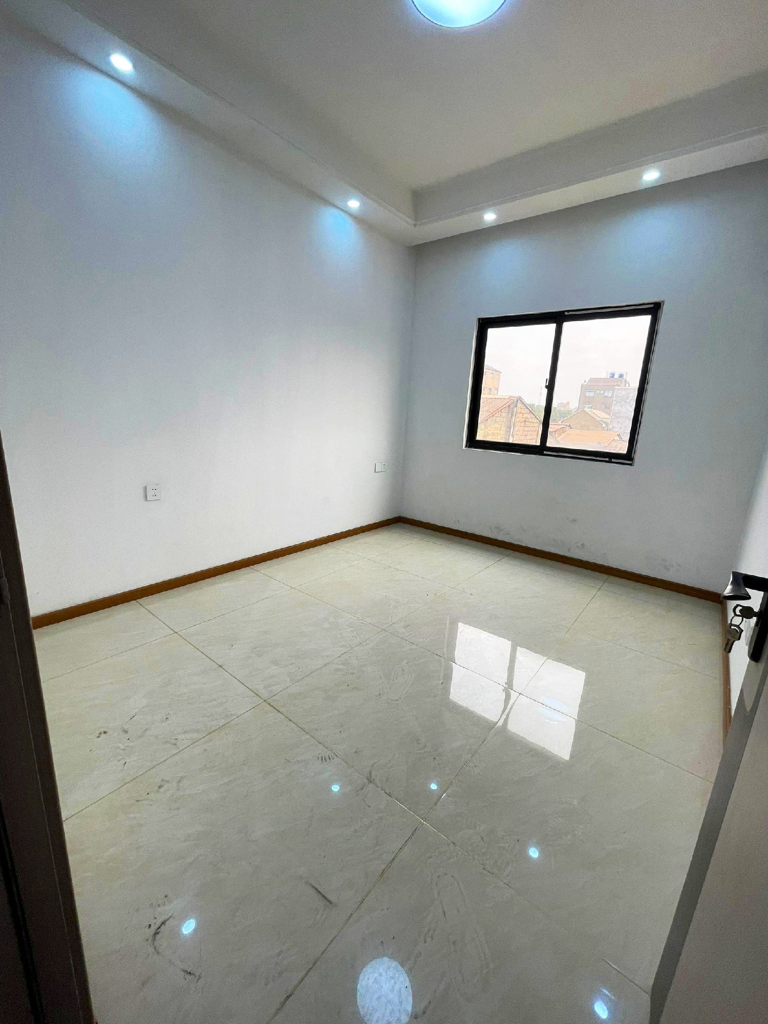 scaled_1001782316 Appartement