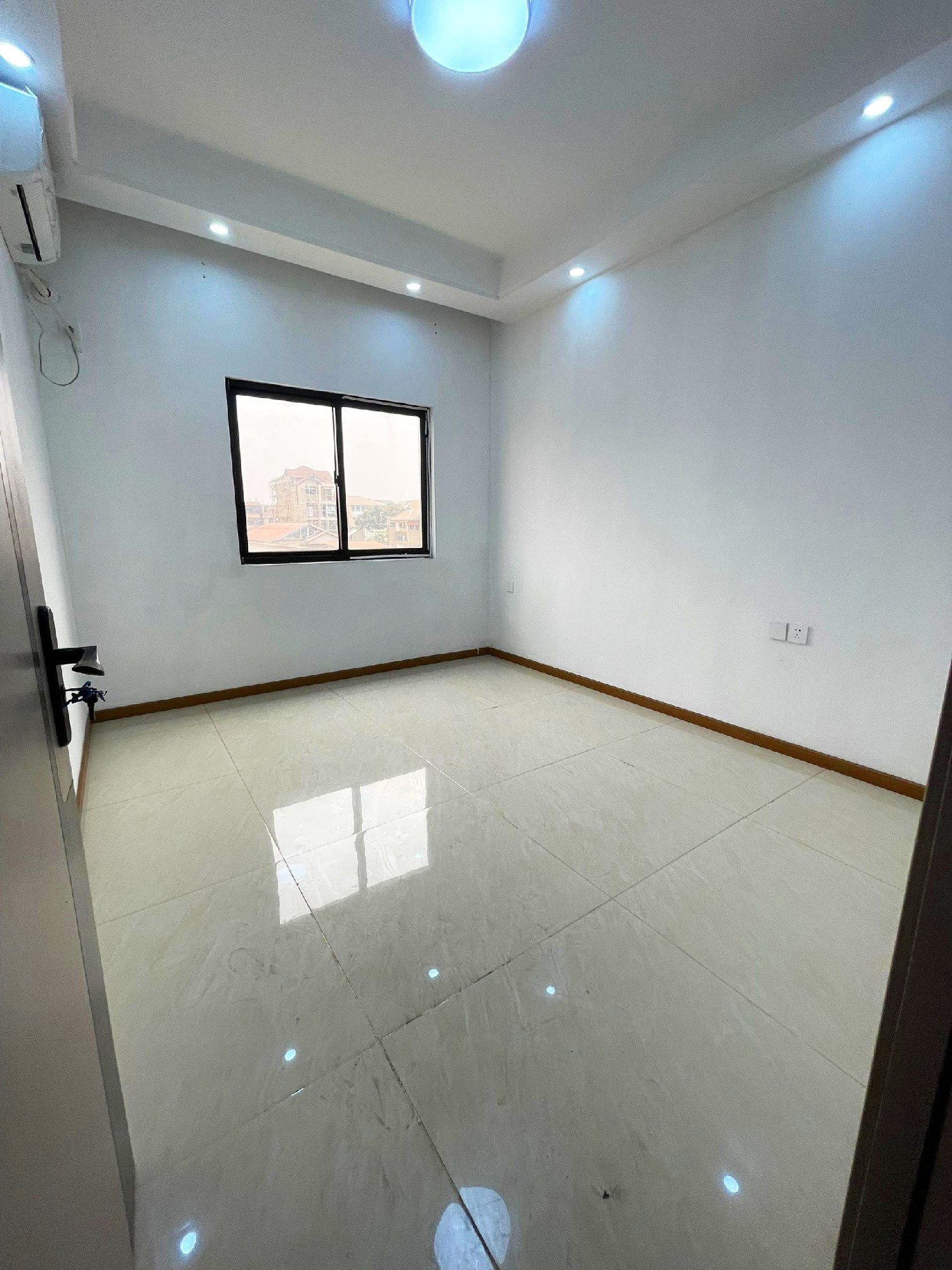 scaled_1001782320 Appartement