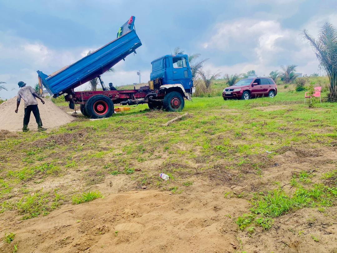 scaled_1005943843 TERRAINS À VENDRE