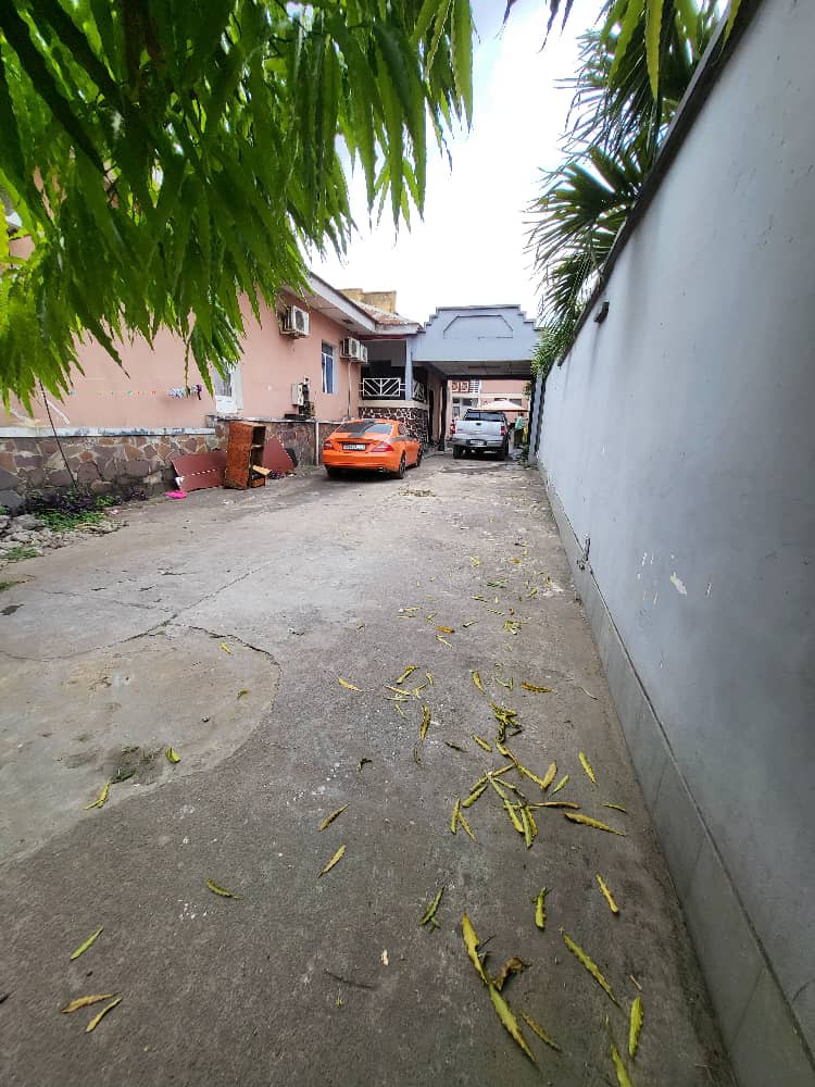 scaled_1006102022 Parcelle