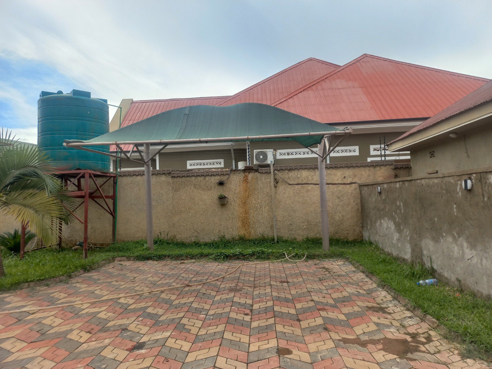 scaled_20251118_140226