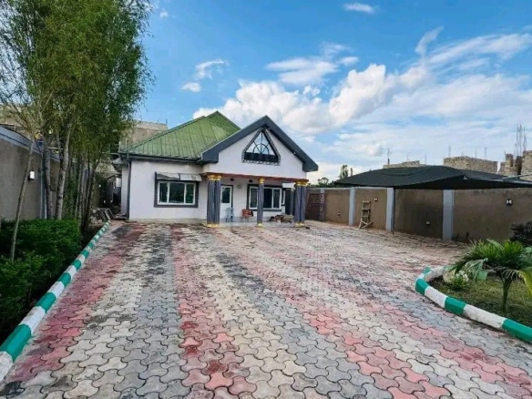 Scaled 1765007477048