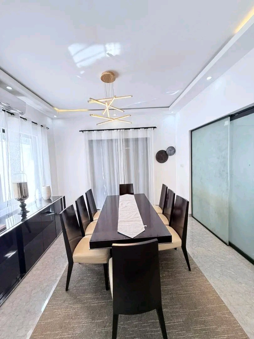 scaled_1765292830968