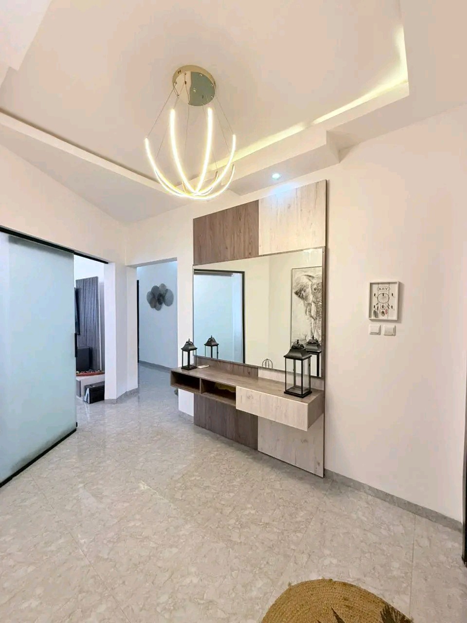 scaled_1765292833068