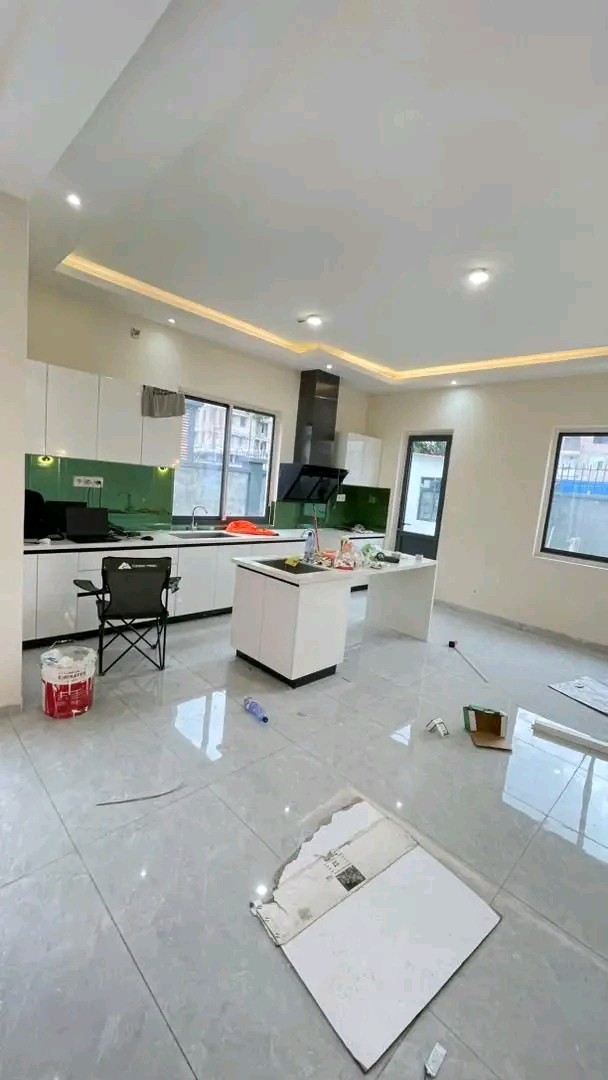 scaled_1765613840439 Villa