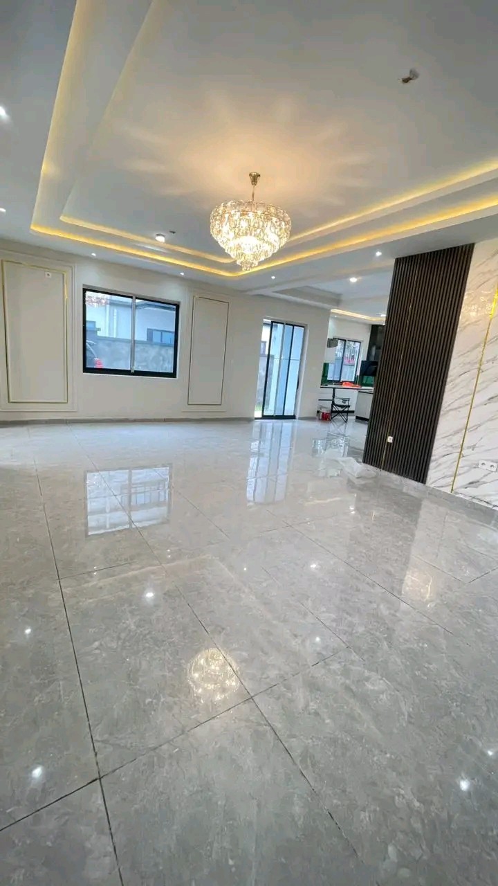 scaled_1765613852292