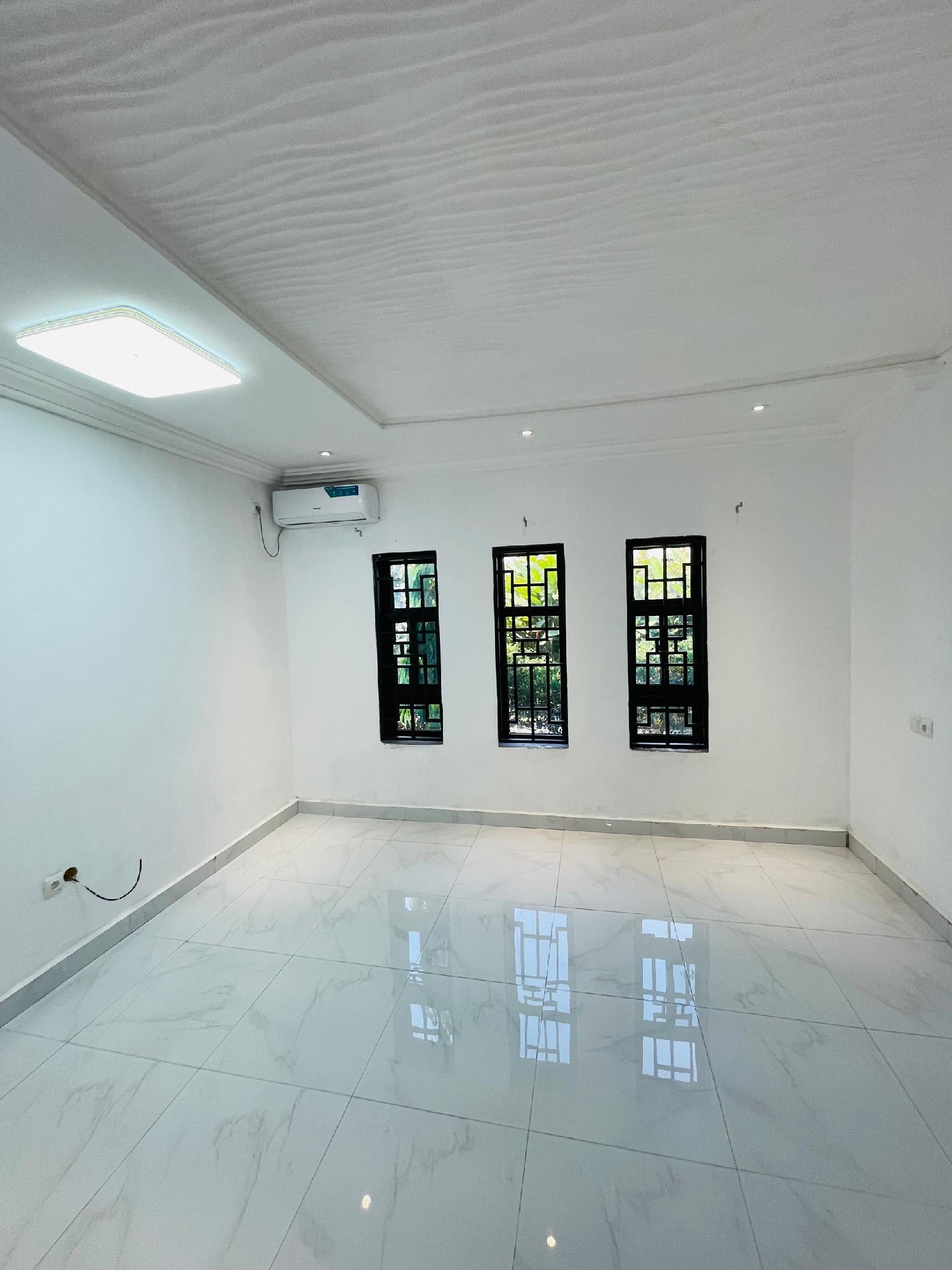 scaled_IMG-20251211-WA0187