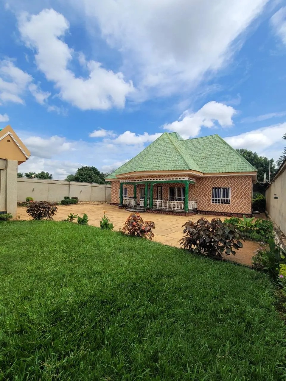 scaled_1774436870185