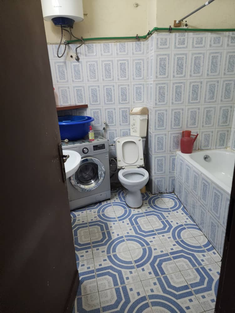 scaled_1007191983 Appartement à Vendre – Gombe, Kinshasa