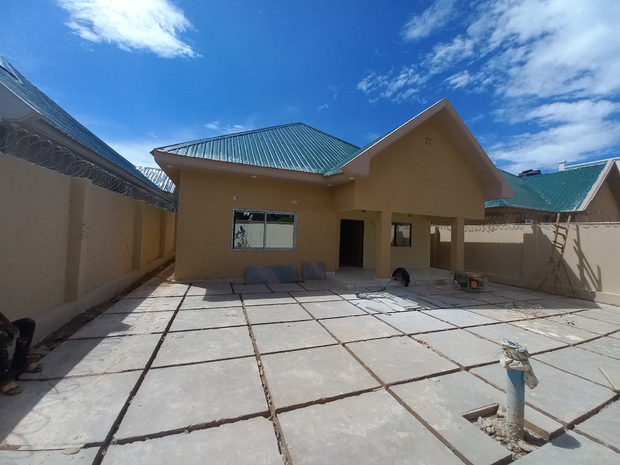 scaled_20260331_140035(2)