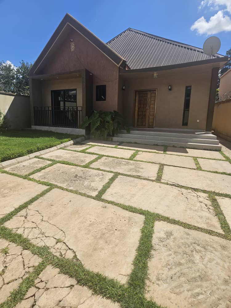 scaled_IMG-20260408-WA0129