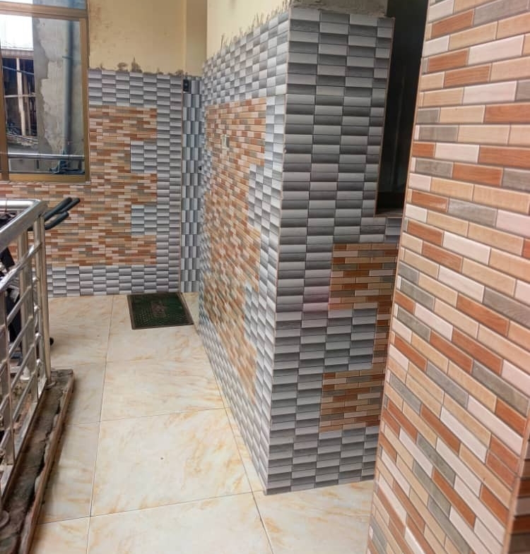 Immeuble à Vendre – Mont-Ngafula, Kinshasa