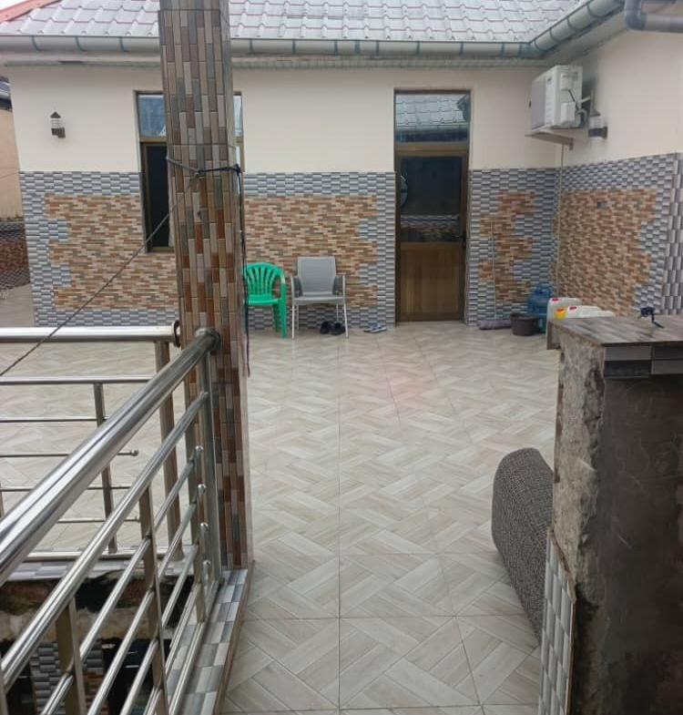 Immeuble à Vendre – Mont-Ngafula, Kinshasa