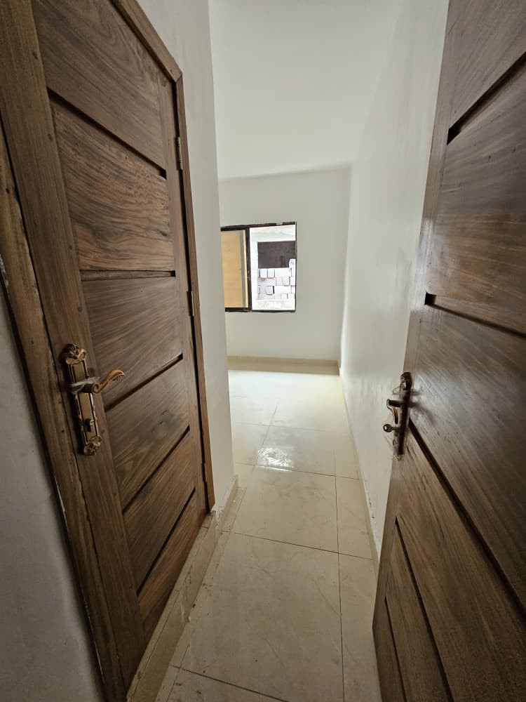 scaled_1000005373 Appartement à Louer – Kintambo, Kinshasa