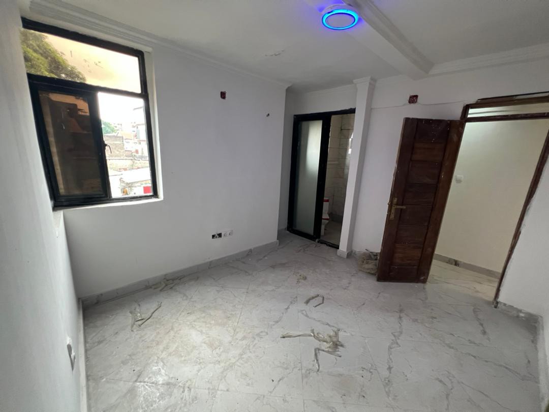 scaled_1000015030 Appartement à Louer – Kintambo, Kinshasa