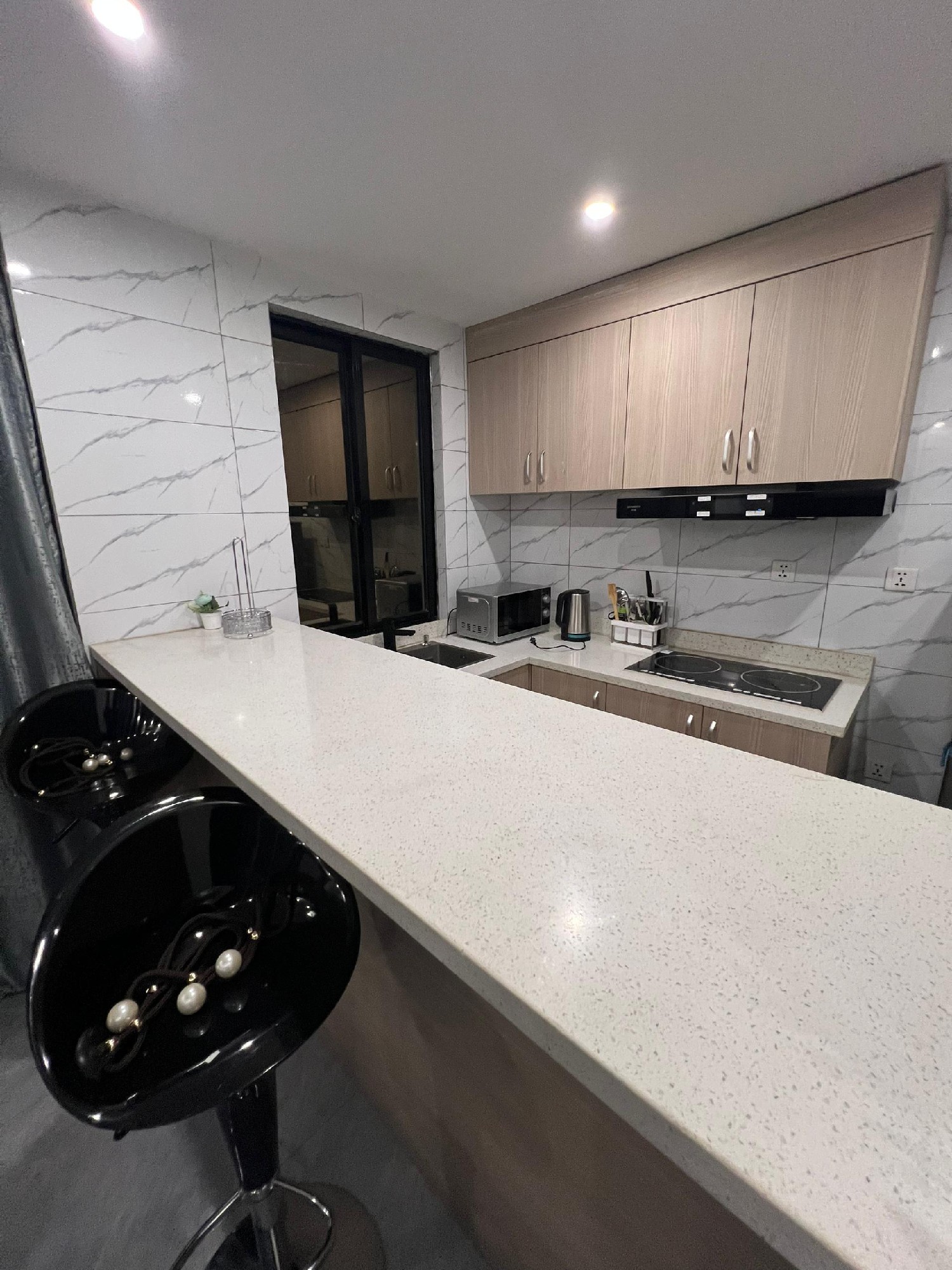 scaled_1000774097 Appartement Meublé à Louer – Kintambo, Kinshasa