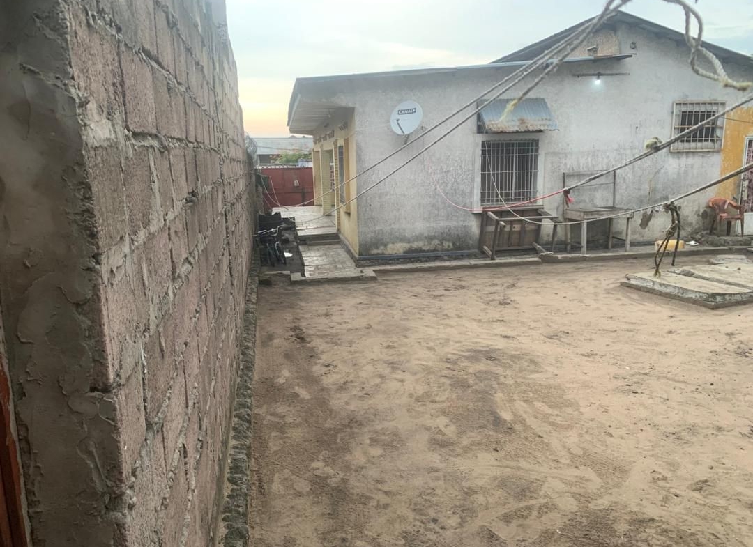 Parcelle-Terrain à Vendre – Ngaliema, Kinshasa