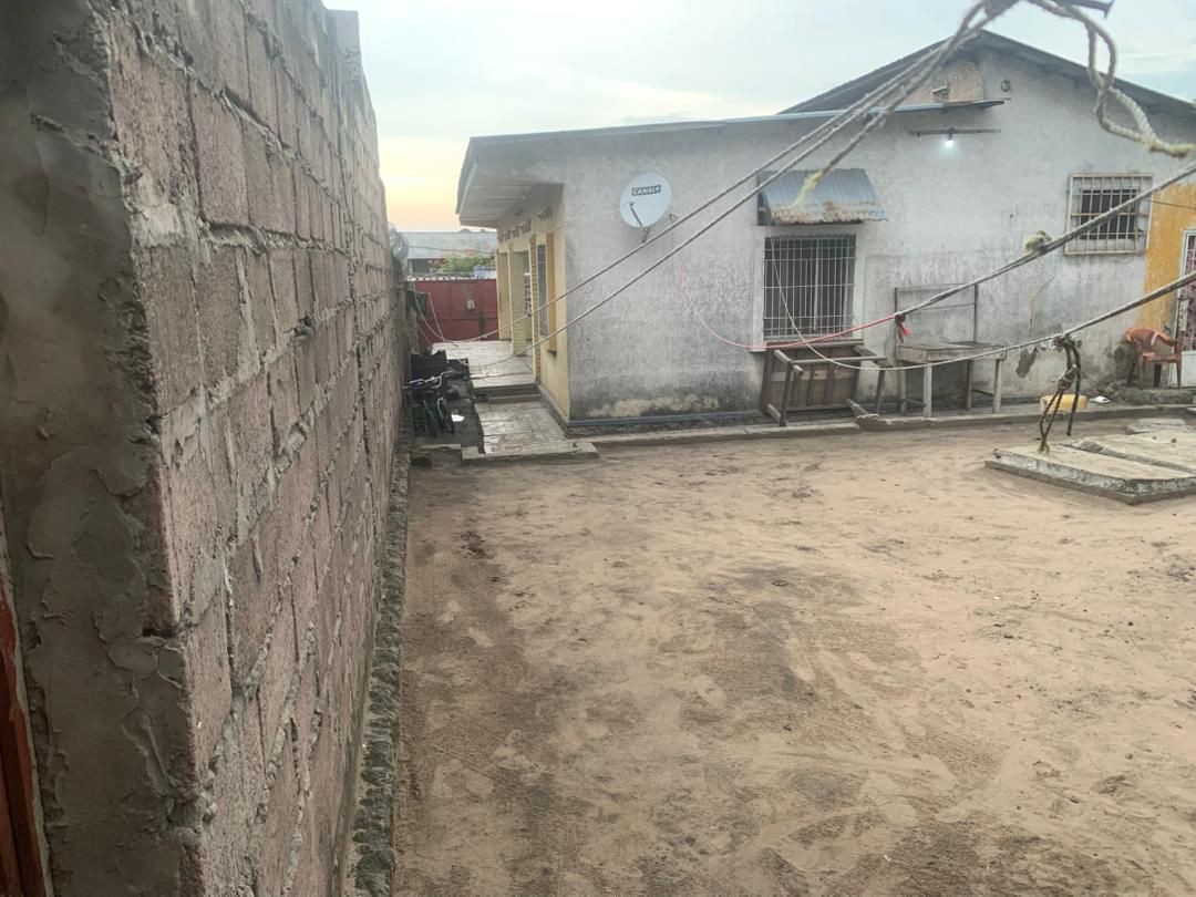 Parcelle-Terrain à Vendre – Ngaliema, Kinshasa