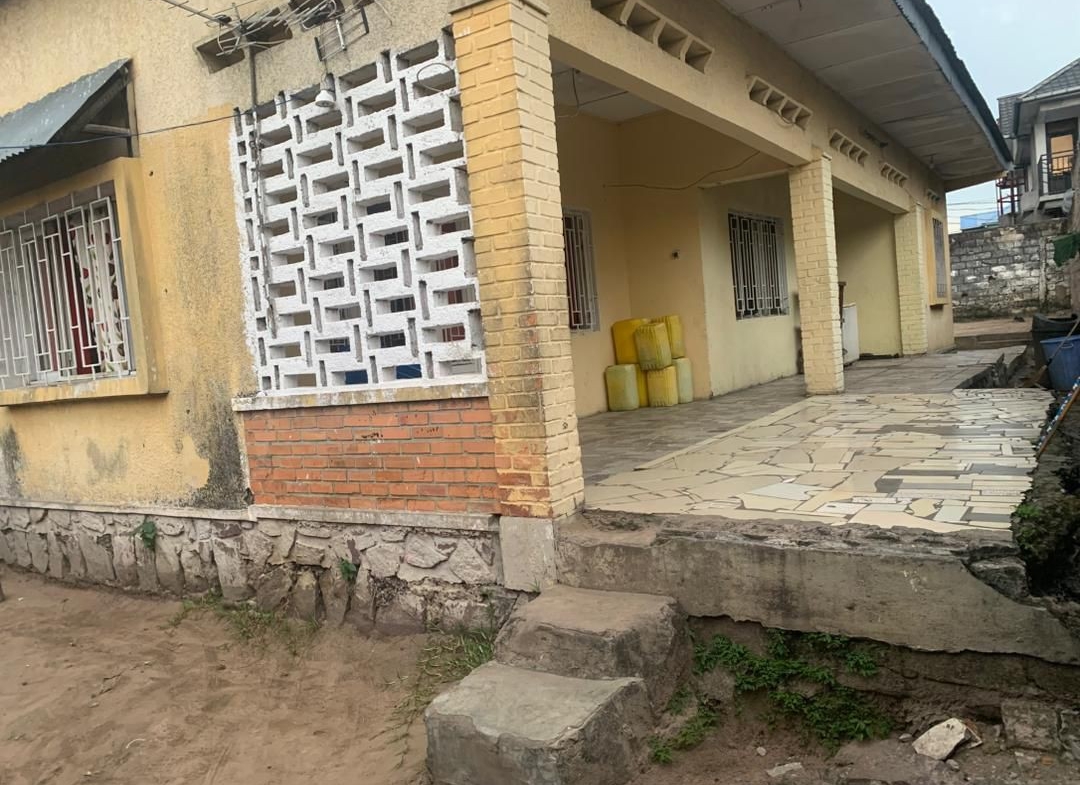Parcelle-Terrain à Vendre – Ngaliema, Kinshasa