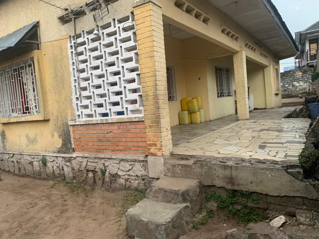 Parcelle-Terrain à Vendre – Ngaliema, Kinshasa