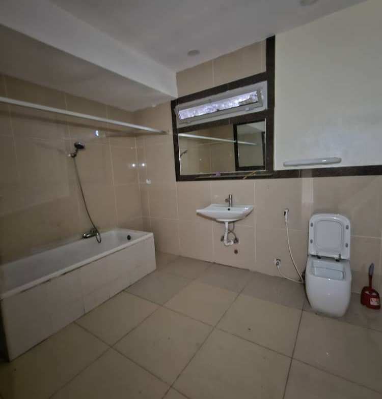 Maison à Louer – Gombe, Kinshasa