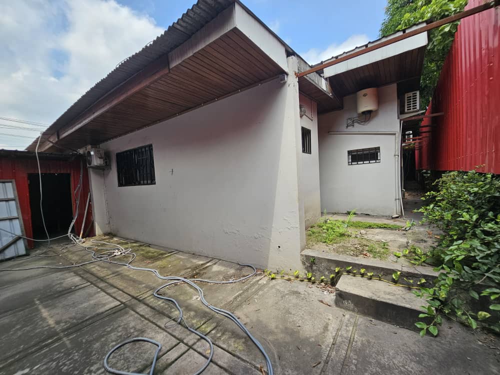 Maison à Louer – Gombe, Kinshasa