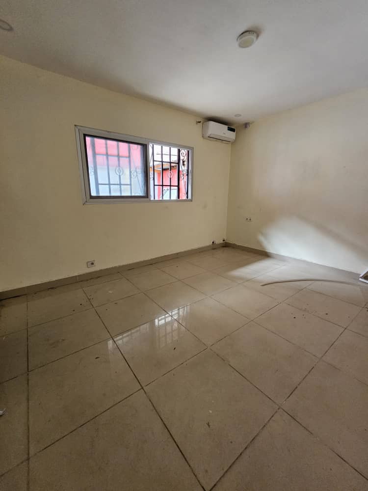 Maison à Louer – Gombe, Kinshasa