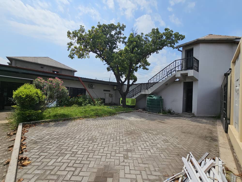 Maison à Louer – Gombe, Kinshasa