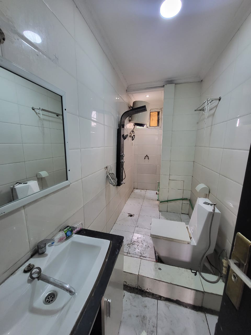 scaled_1001069009 Appartement à Louer – Kintambo, Kinshasa