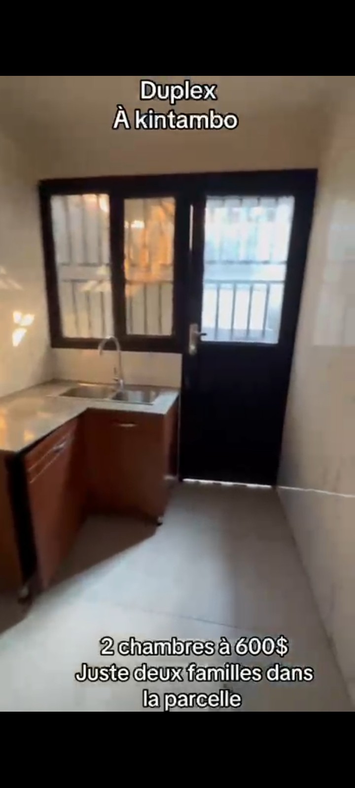 scaled_1001084104 Appartement à Louer – Kintambo, Kinshasa