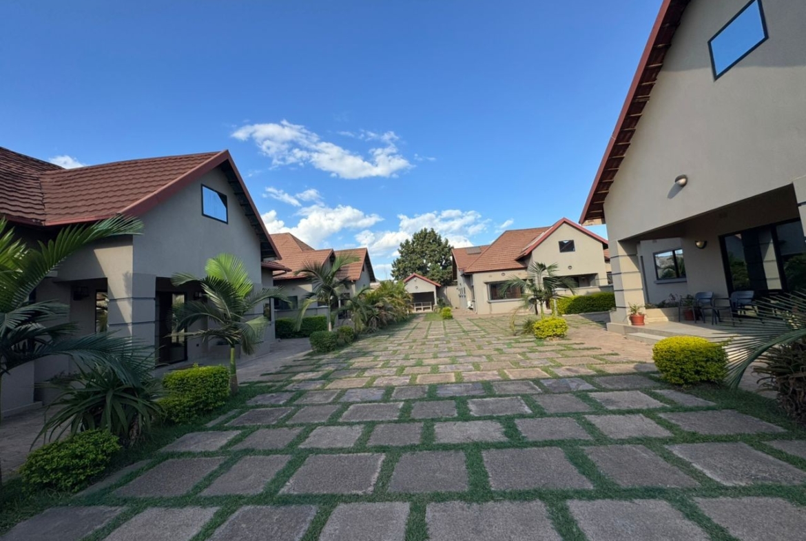 Maison à Louer – Plateau 2, Lubumbashi