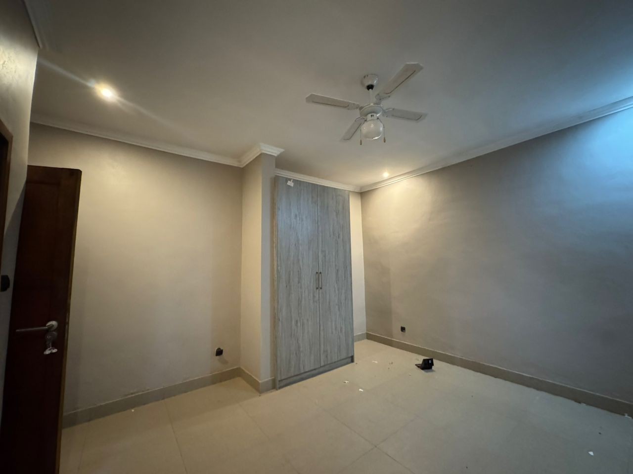 Maison à Louer – Plateau 2, Lubumbashi