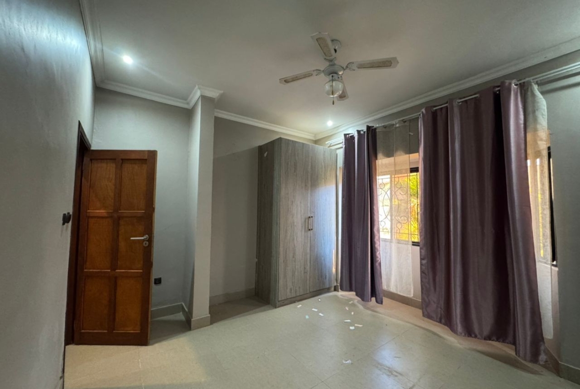 Maison à Louer – Plateau 2, Lubumbashi