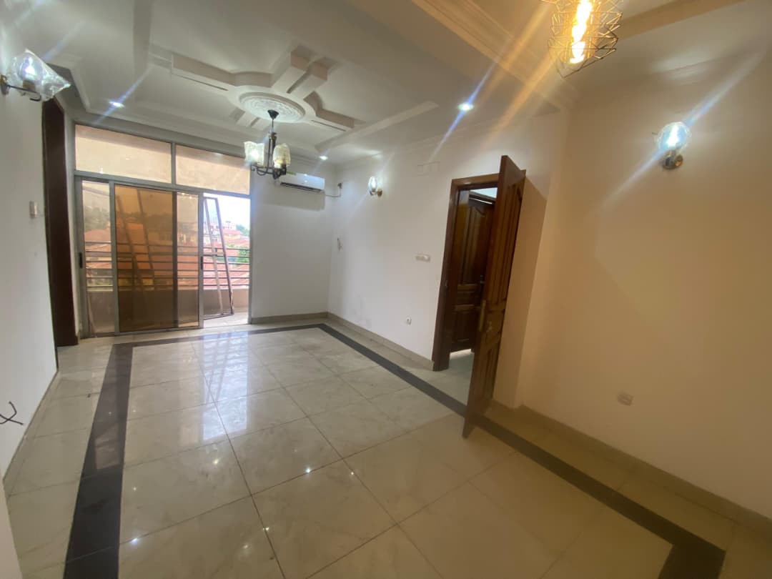 scaled_1001928390 Appartement à Louer – Kalamu, Kinshasa