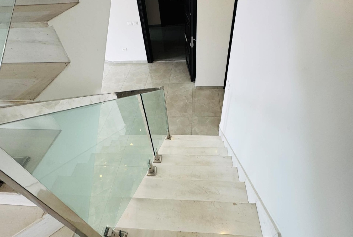 Duplex à Louer – Gombe, Kinshasa
