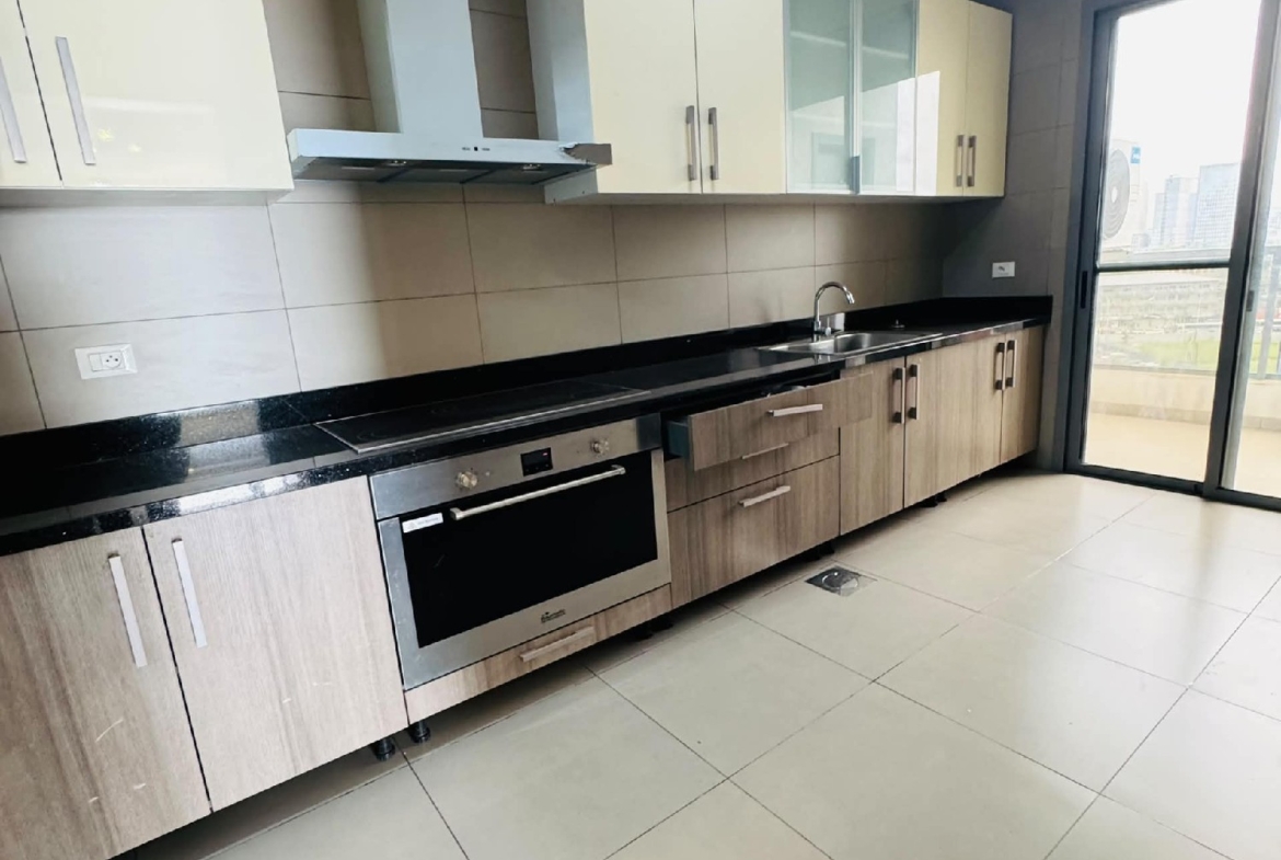 Duplex à Louer – Gombe, Kinshasa