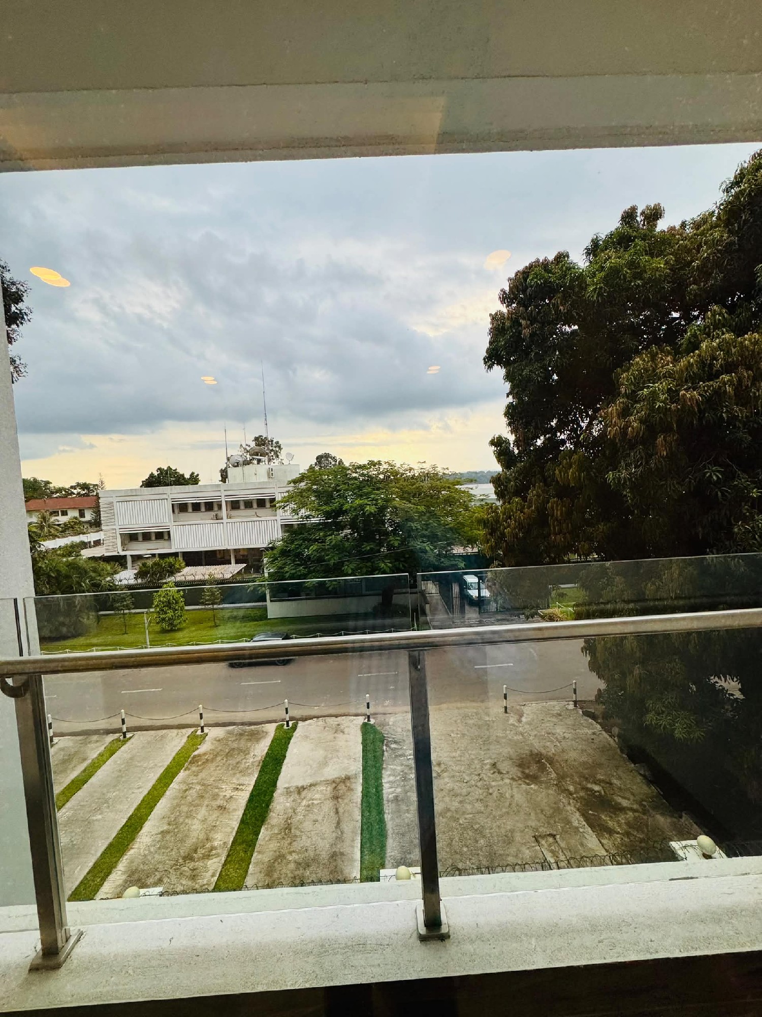 Appartement Meublé à Louer – Gombe, Kinshasa