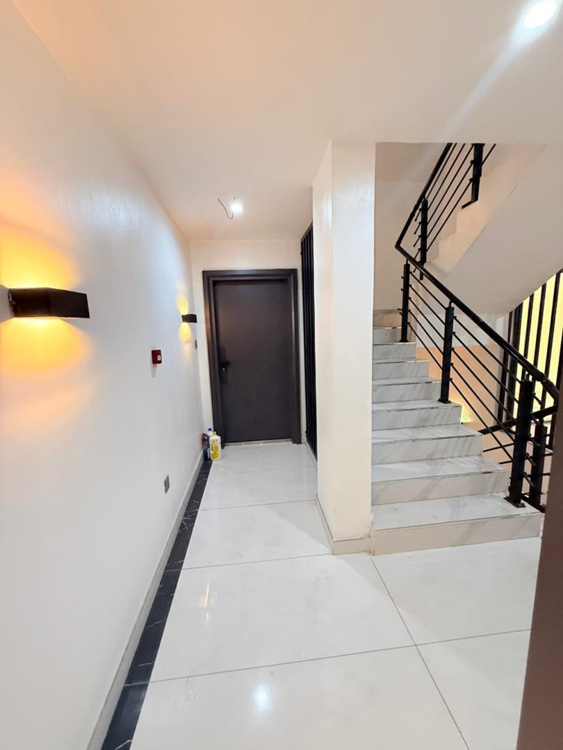 scaled_1001946069 Appartements à Louer – Kintambo, Kinshasa