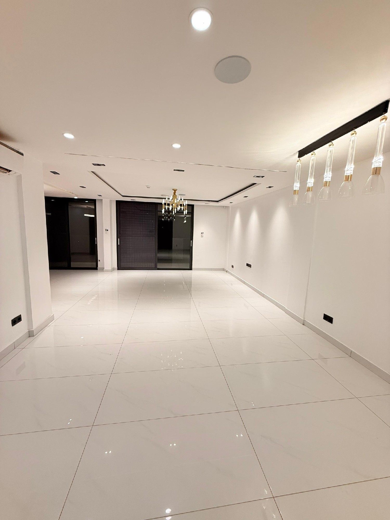 scaled_1001946103 Appartements à Louer – Kintambo, Kinshasa